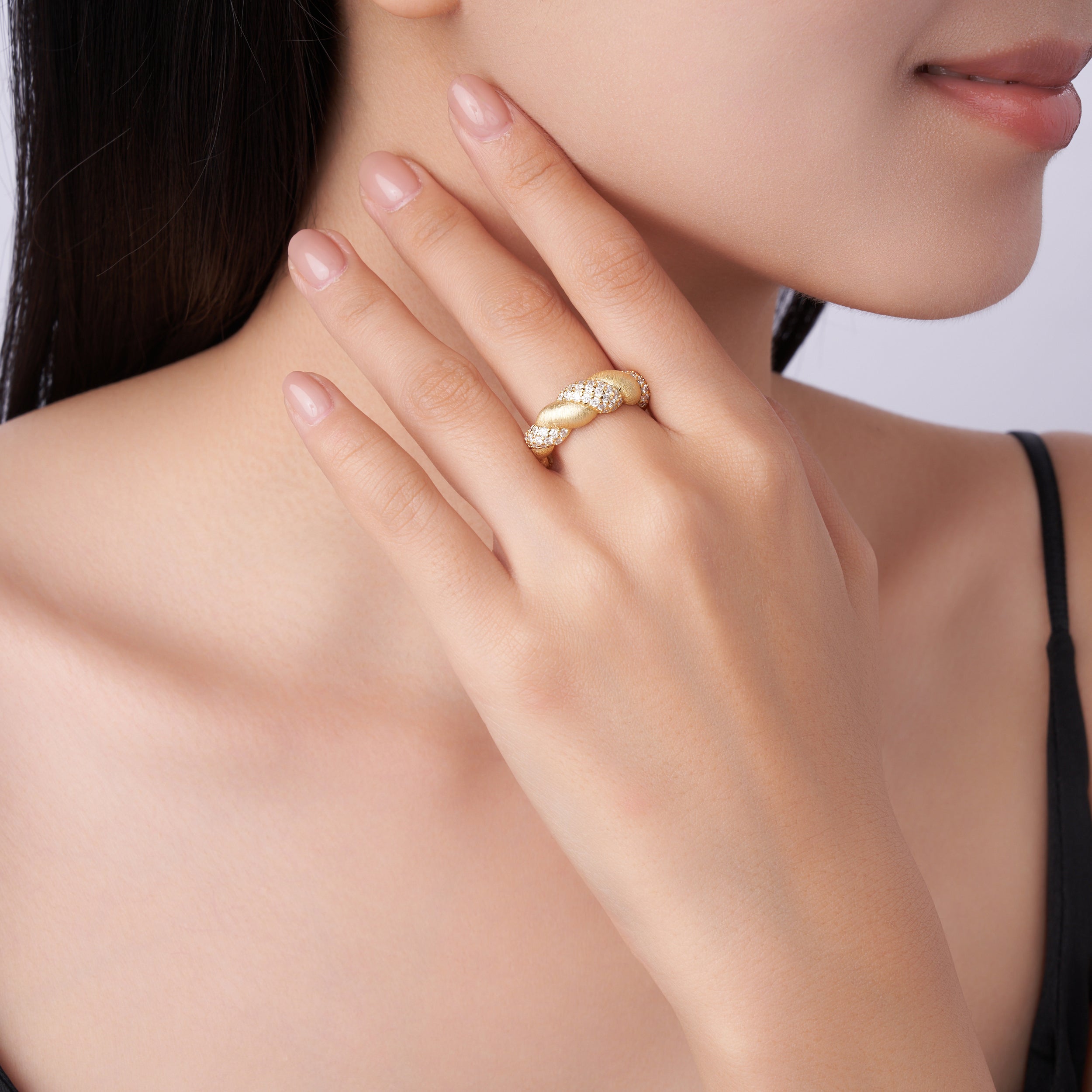 925 Sterling Silver Gold - Plated Ring Inlaid with Moissanite in Flower Vine Design for Women