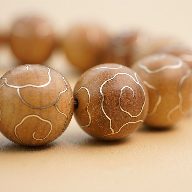 Clouds Surround Sandalwood Fragrance, Zen Accompanies the Body - The Eastern Aesthetics of Indian Old Mountain Sandalwood Inlaid with Silver "Auspicious Cloud" Bracelet