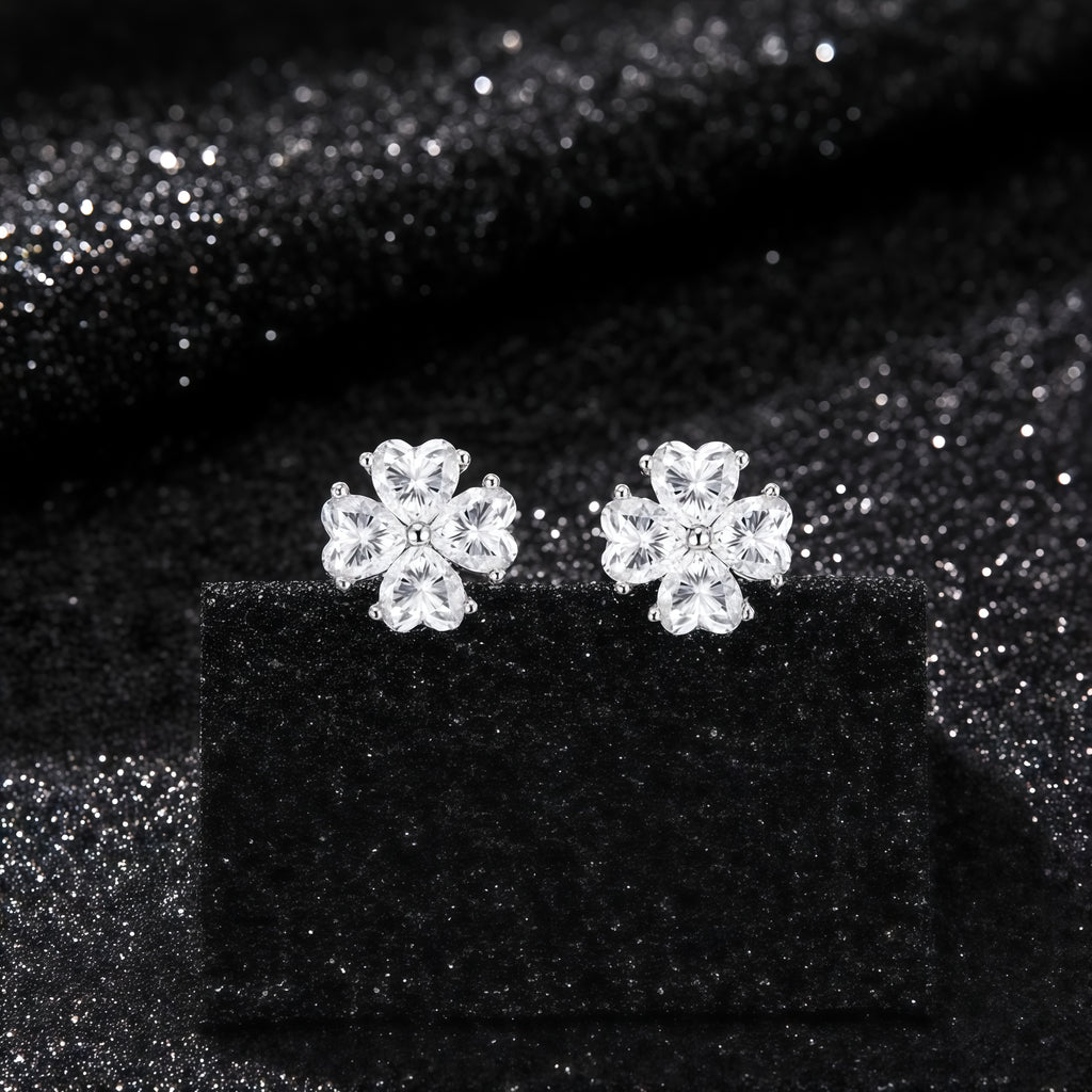 925 Sterling Silver Inlaid Moissanite Clover Stud Earrings
